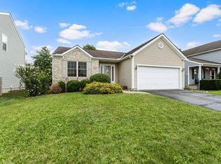 2352 Boston Mills Dr, Grove City, OH 43123