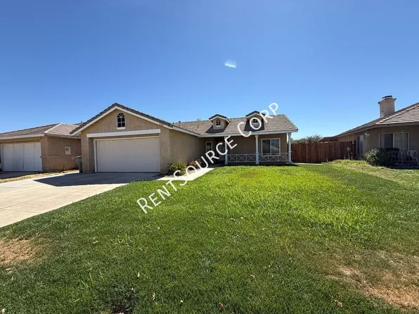 2240 Westpark Dr, Rosamond, CA 93560