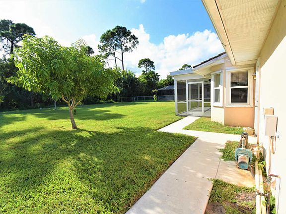 3rd image of 2272 SE Seafury Ln