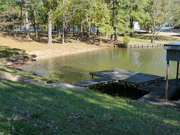 5th image of 310 Pineview Dr