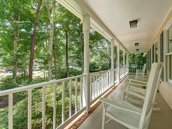 5th image of 1890 Amberfield Dr