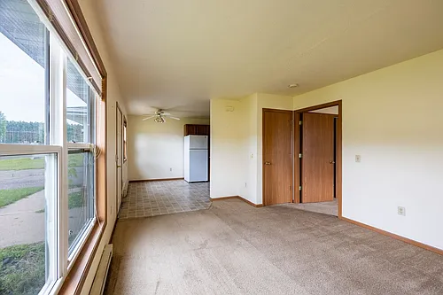 148 Michael St Photo 1