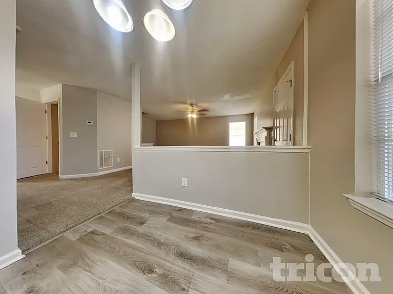 6260 Phillips Lake Way — Photo 12