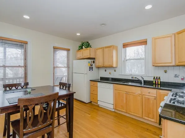 126 Minden St Unit 3, Boston, MA 02130