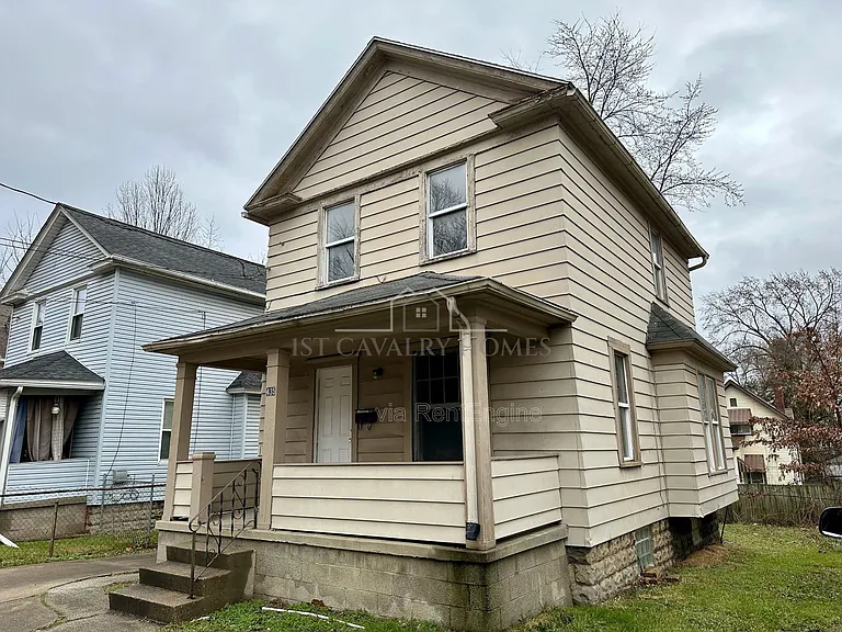 435 Windsor St — Photo 2