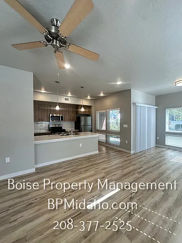 1821 S Vista Ave #303 Photo 1