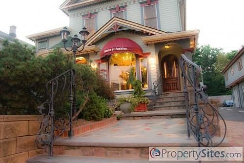 4th image of 525 Franklin Ave