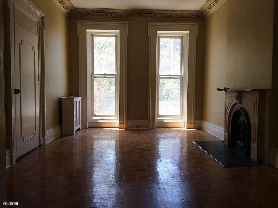 1st image of 73 Woodhull St #1