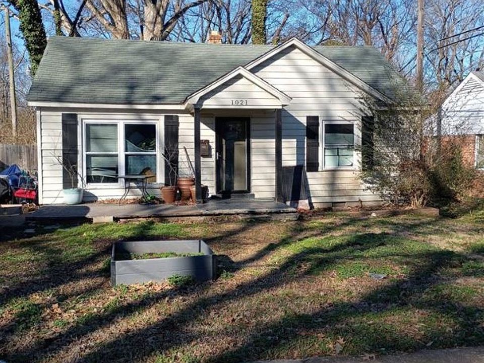 1st image of 1021 Echles St