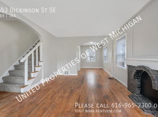 653 Dickinson St SE, Grand Rapids, MI