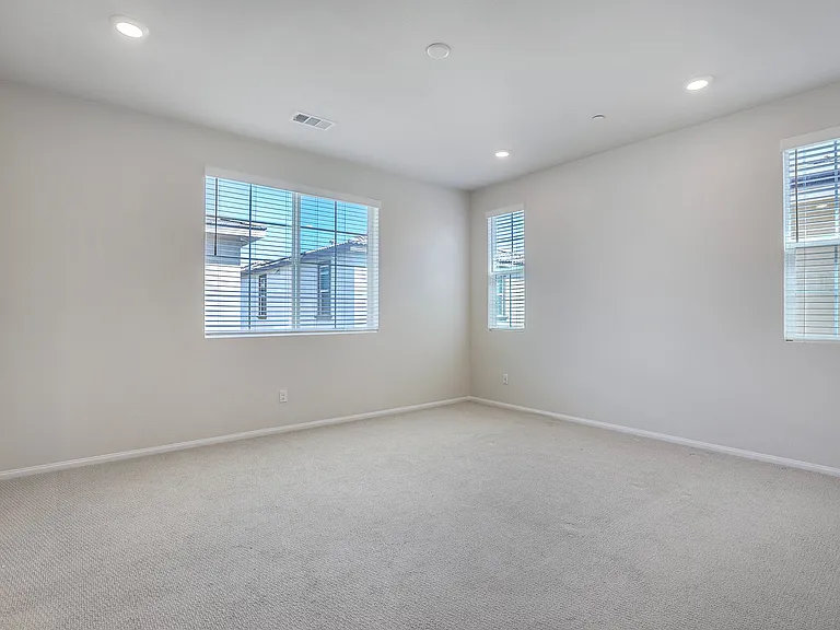 40530 Melrose Dr — Photo 23