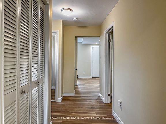 5th image of 34 Main St