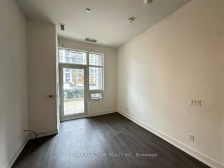 268 Buchanan Dr #117W — Photo 5