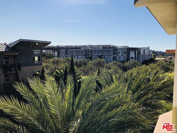 5th image of 13200 Pacific Promenade APT 424