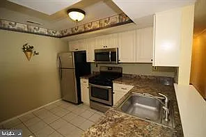 681A Rose Hollow Dr — Photo 3