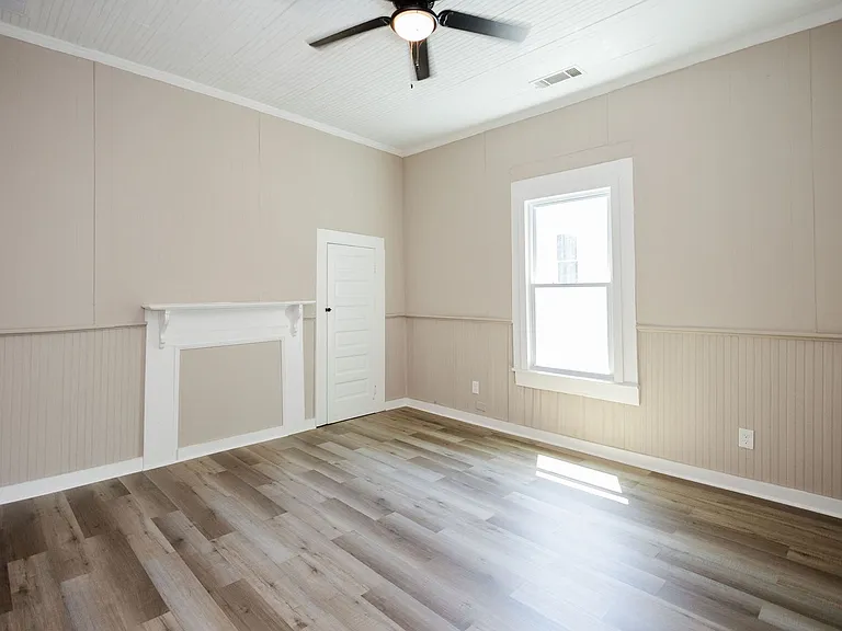 732 Williams St — Photo 44
