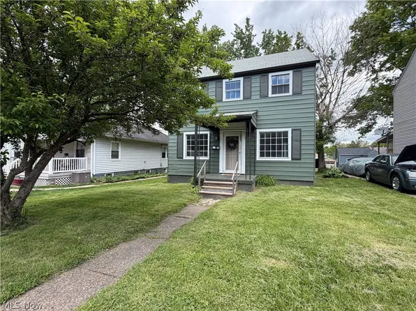 457 Taylor St, Zanesville, OH 43701