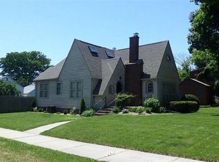 351 Harrison Blvd, Valparaiso, IN 46383