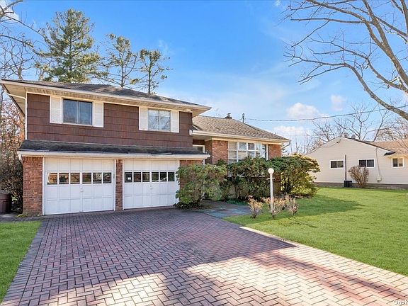 2nd image of 73 Sugar Maple Dr