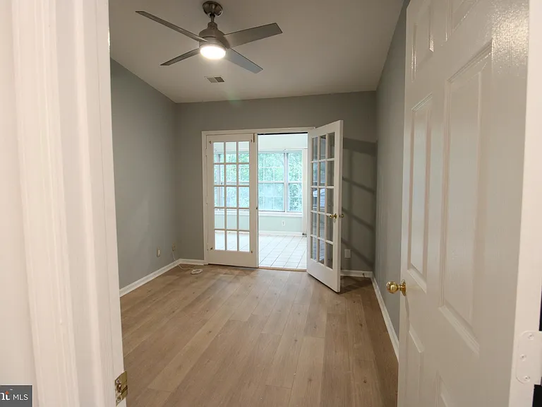 7509 Ashby Ln #N — Photo 20