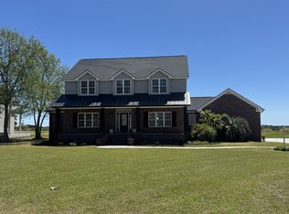 118 Captains Ln, Sneads Ferry, NC 28460