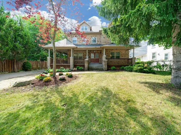 9 Pavillion St, Markham, ON L3R 1N8