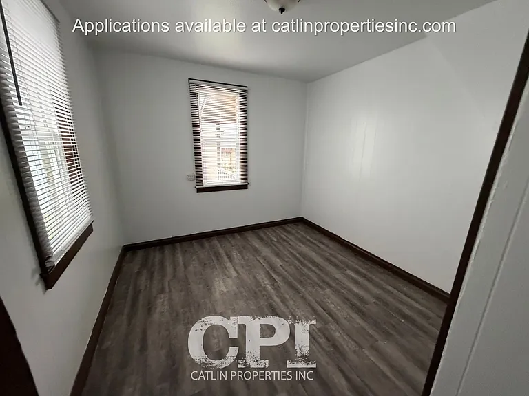 305 Rosewood St — Photo 11