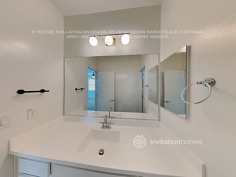 2152 W Emrie Ave — Photo 18