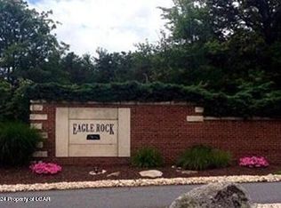 Hawk Mountain Dr, Hazleton, PA 18202