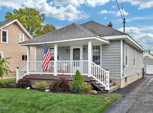 1009 N Westcott Rd, Schenectady, NY 12306