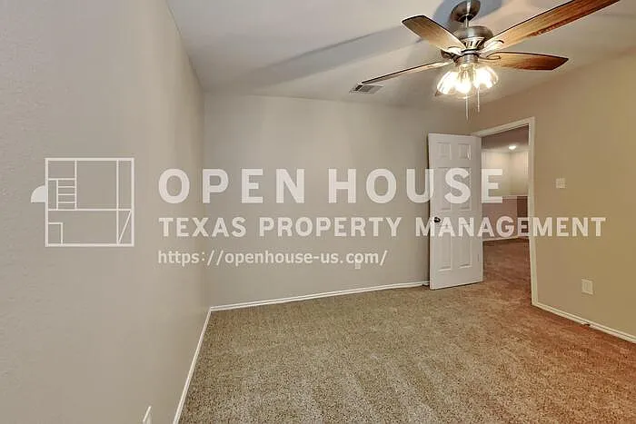 2903 Lake Vista Dr — Photo 16