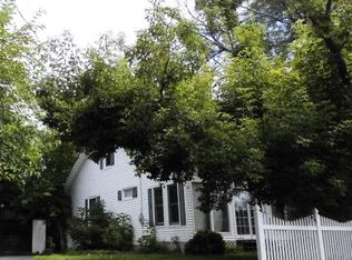 9 Hazelhurst Ave, Albany, NY 12203