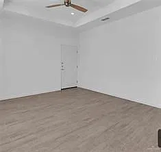 2 bed, 2.0 bath, 975 sqft, $1,050 — Photo 2