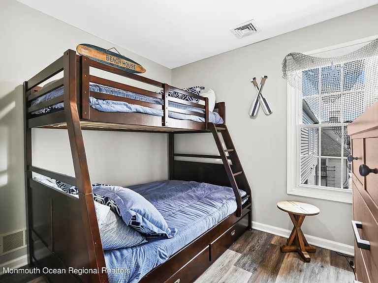 612 Central Ave #1 — Photo 8