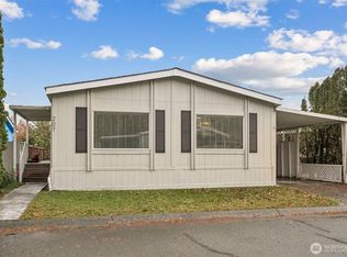 207 Noble Fir Cir, Enumclaw, WA 98022