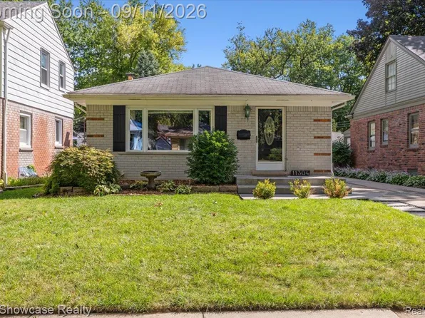 11304 Ingram St, Livonia, MI 48150