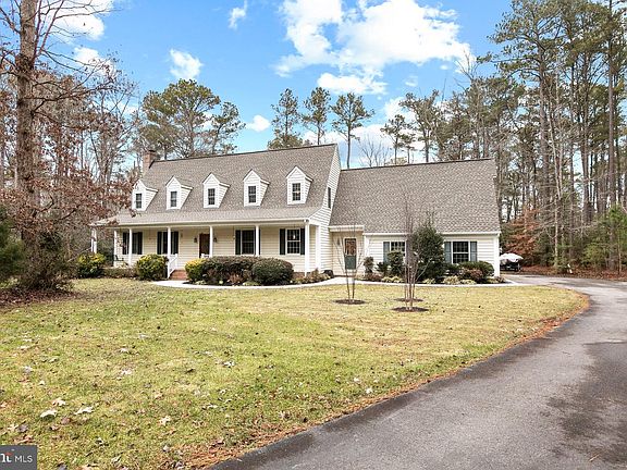 2nd image of 20850 Deer Wood Park Dr
