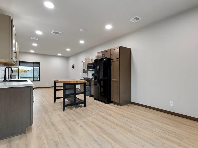 Trails Head Townhomes — Photo 9