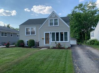124 E Van Buren St, Villa Park, IL