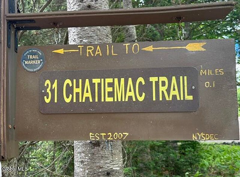 2nd image of 31 Chatiemac Trail
