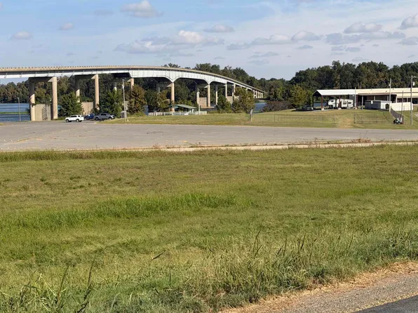Pendleton Ln, Dumas, AR 71639