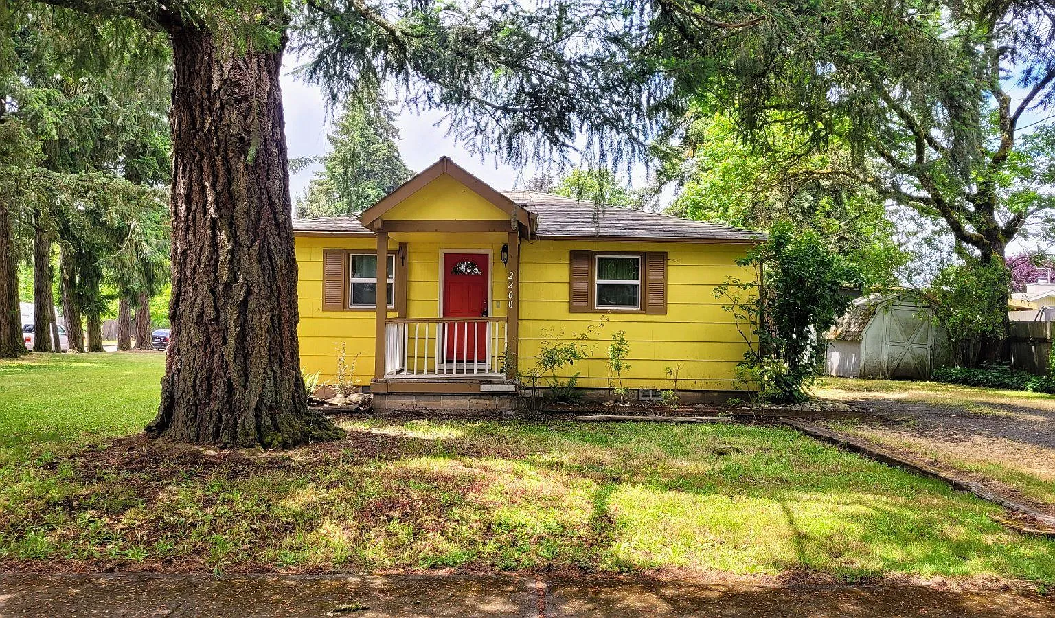 3 bed, 1.0 bath, 940 sqft, $1,650 — Photo 2