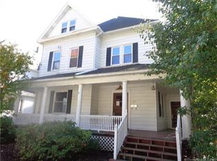 57 Grove St, Putnam, CT 06260