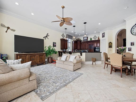 5th image of 8969 Belle Verde Ct.