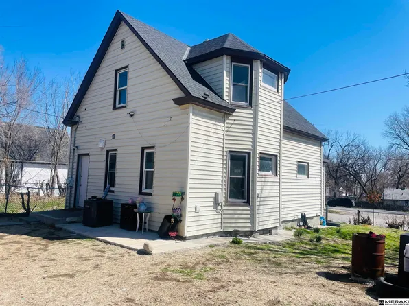 1804 N 33rd St, Omaha, NE 68111