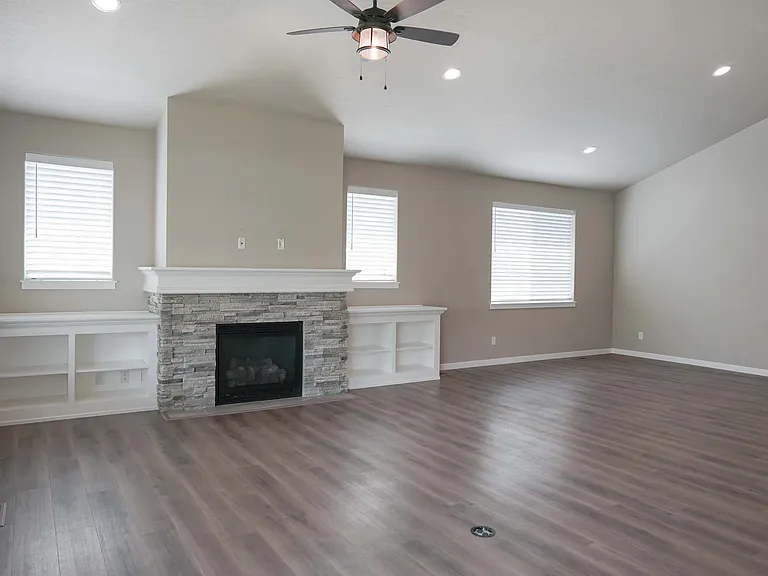 3788 N Shelburne Loop — Photo 9
