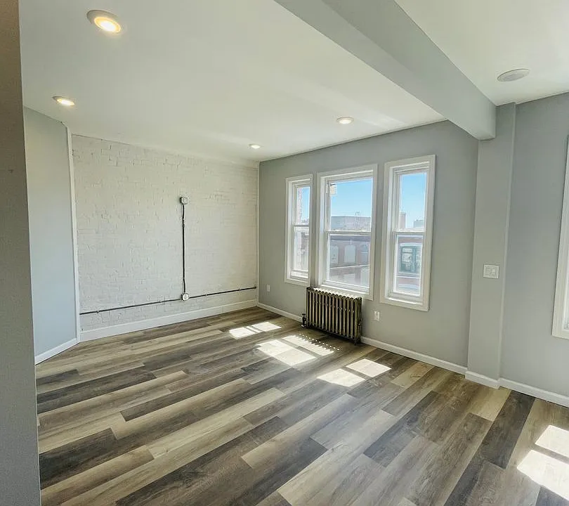 421 Central Ave