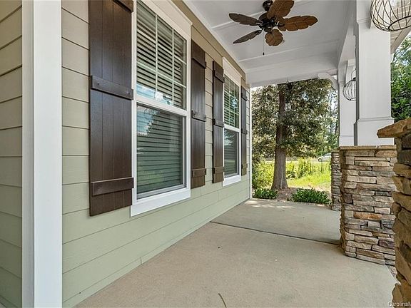 5th image of 2558 Woodlands Creek Dr