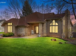 S79W19225 River Oaks COURT, Muskego, WI 53150