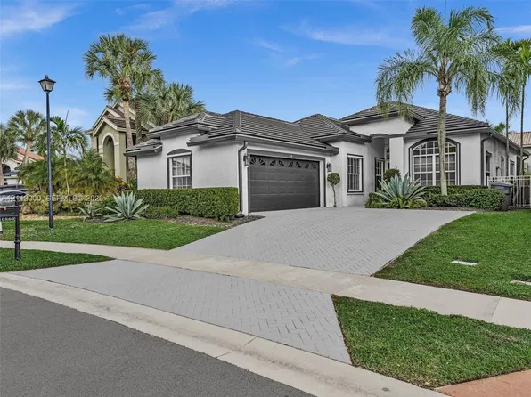 10860 La Salinas Cir, Boca Raton, FL 33428